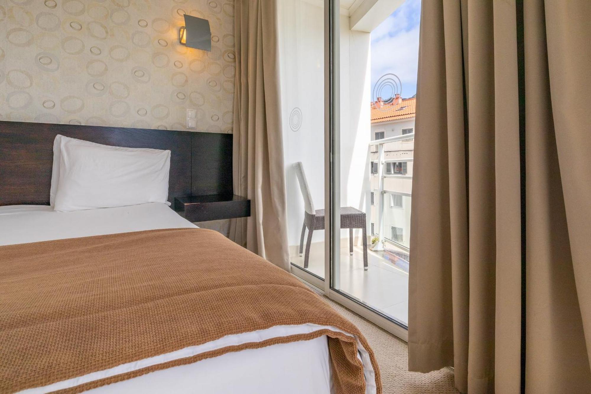 White Waters Hotel Машику Екстериор снимка